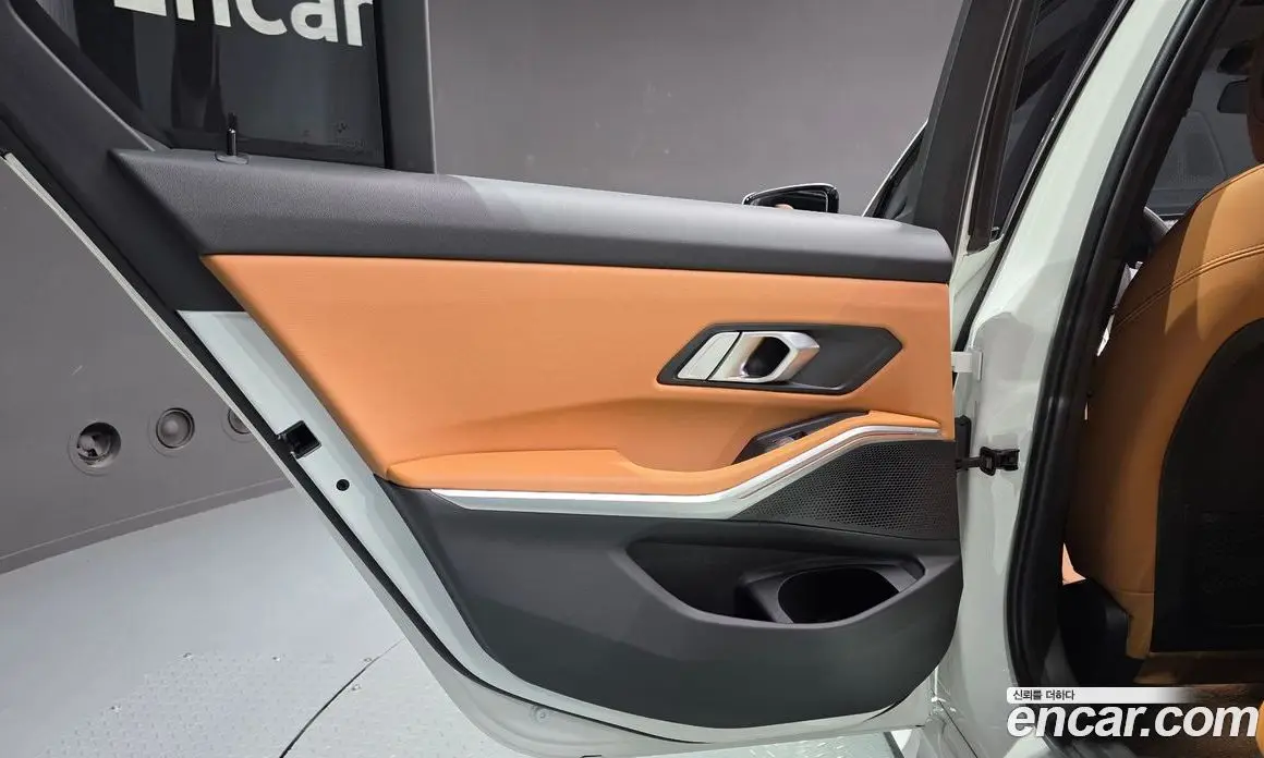 BMW 3 серия 2023 2.0 автомат (гидро), фото 15