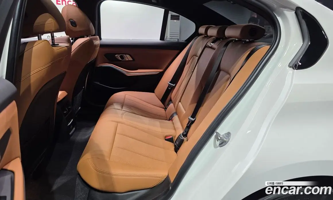 BMW 3 серия 2023 2.0 автомат (гидро), фото 17