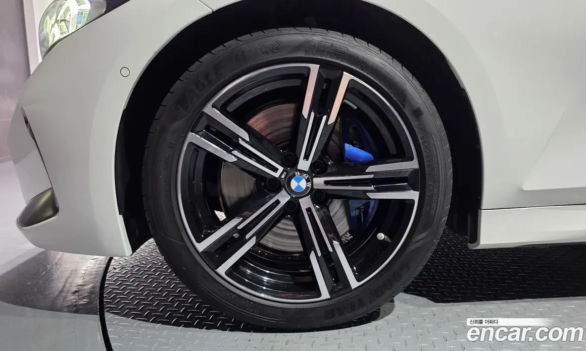 BMW 3 серия 2023 2.0 автомат (гидро), фото 5
