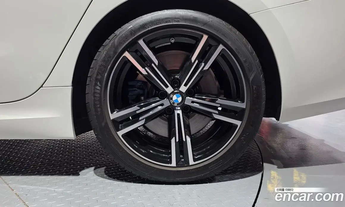 BMW 3 серия 2023 2.0 автомат (гидро), фото 7
