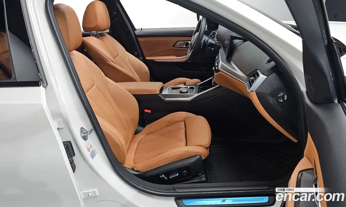 BMW 3 серия 2023 2.0 автомат (гидро), фото 16 BMW 3 серия 2023 2.0 автомат (гидро), фото 16