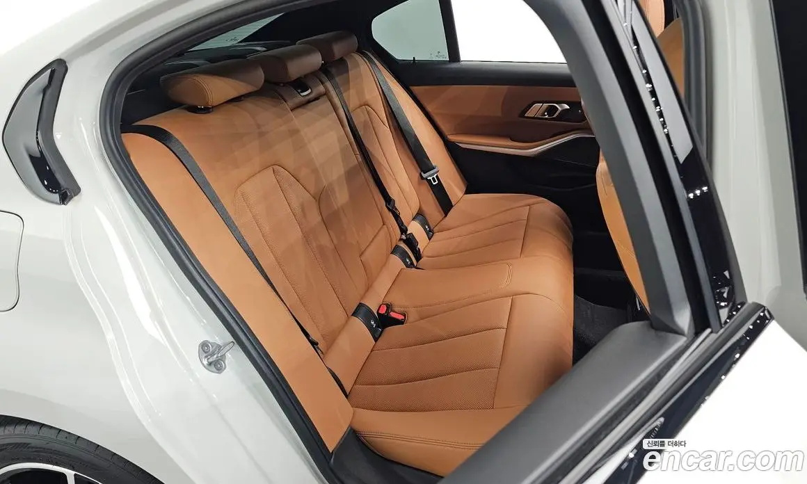 BMW 3 серия 2023 2.0 автомат (гидро), фото 17 BMW 3 серия 2023 2.0 автомат (гидро), фото 17