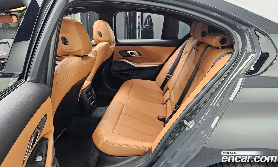 BMW 3 серия 2025 2.0 автомат (гидро), фото 17