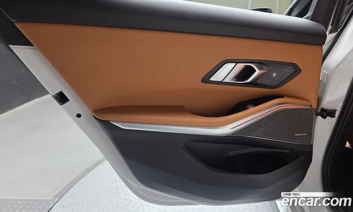 BMW 3 серия 2025 2.0 автомат (гидро), фото 15