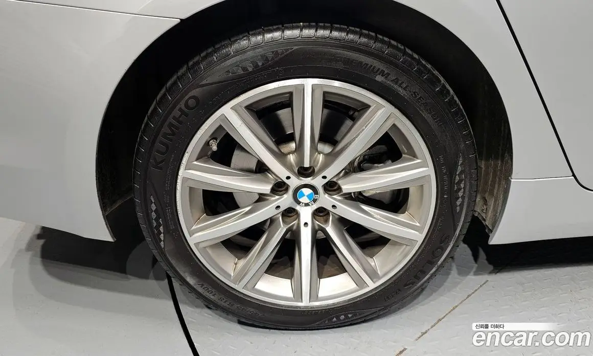 BMW 5 серия 2018 2.0 автомат (гидро), фото 5