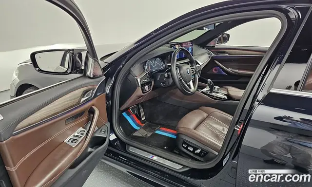 BMW 5 серия 2018 2.0 автомат (гидро), миниатюра 12