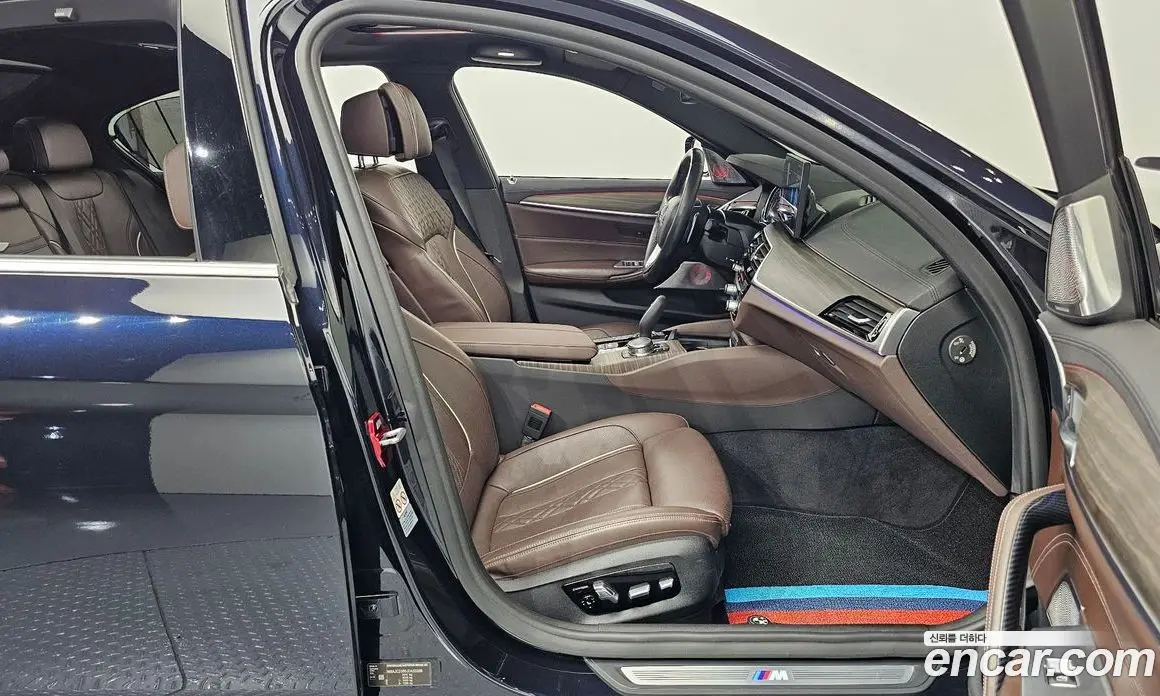 BMW 5 серия 2018 2.0 автомат (гидро), фото 16 BMW 5 серия 2018 2.0 автомат (гидро), фото 16