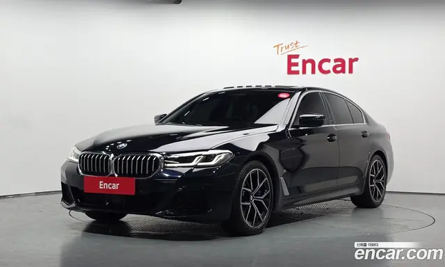 BMW 5 серия, 2022, 42 517 км