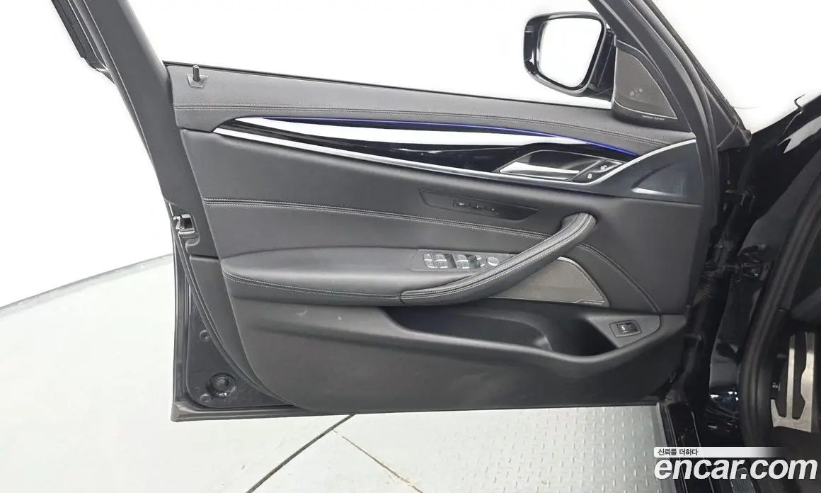 BMW 5 серия 2022 2.0 автомат (гидро), фото 14 BMW 5 серия 2022 2.0 автомат (гидро), фото 14