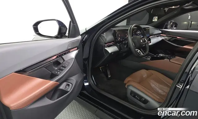 BMW 5 серия 2023 2.0 автомат (гидро), миниатюра 12