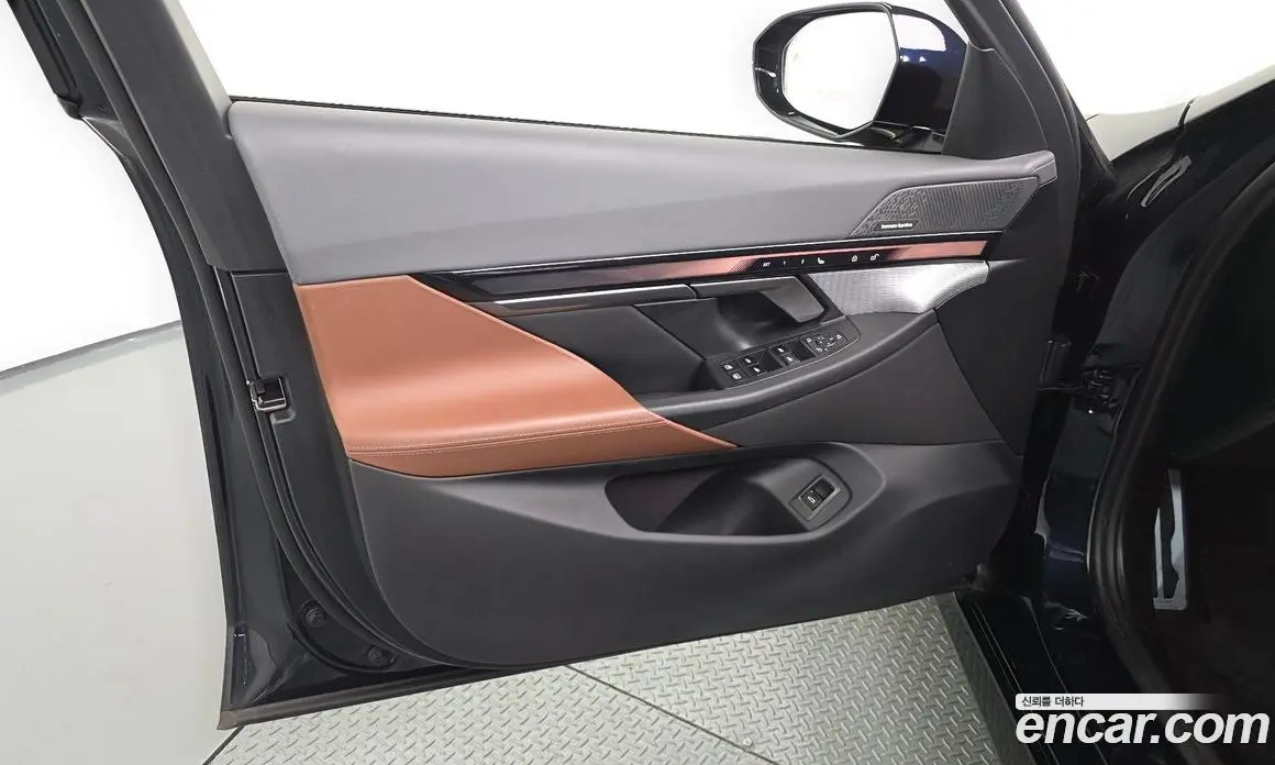 BMW 5 серия 2023 2.0 автомат (гидро), фото 13