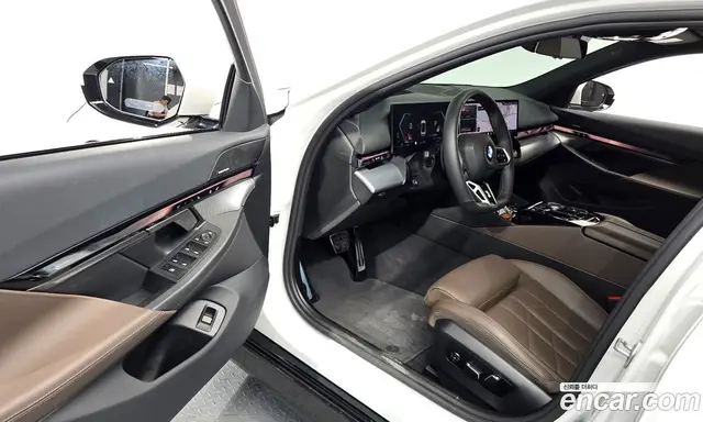 BMW 5 серия 2024 2.0 автомат (гидро), миниатюра 12