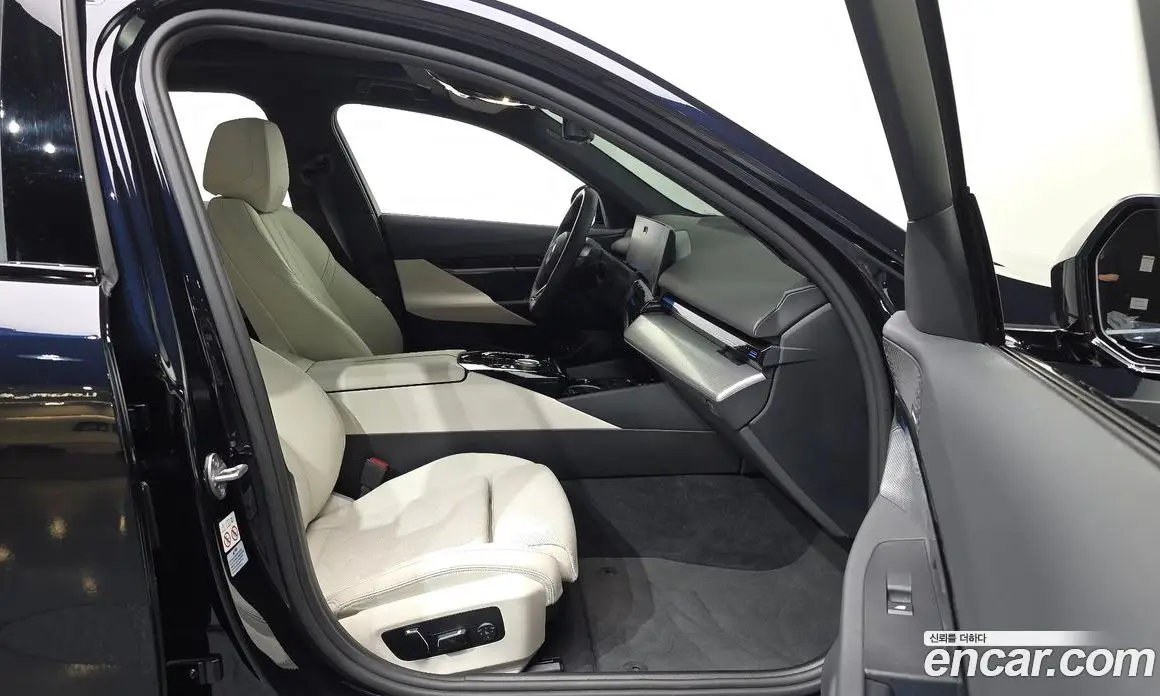 BMW 5 серия 2024 2.0 автомат (гидро), фото 17 BMW 5 серия 2024 2.0 автомат (гидро), фото 17