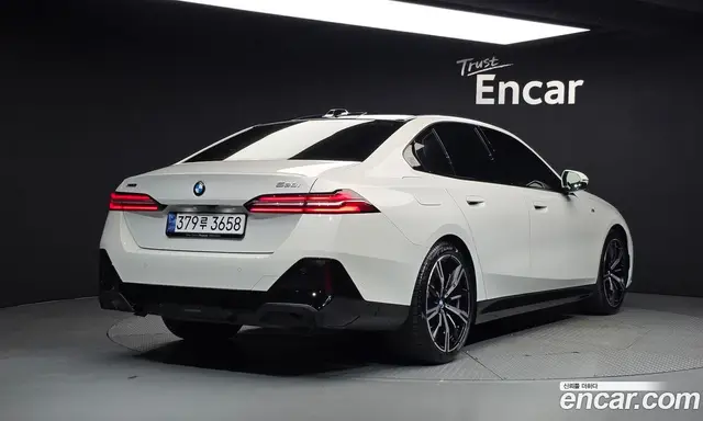 BMW 5 серия 2024 2.0 автомат (гидро), миниатюра 2