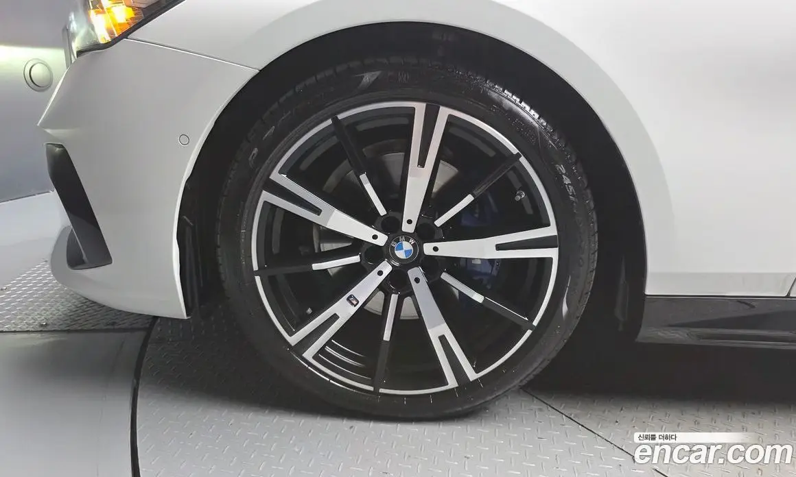 BMW 5 серия 2024 2.0 автомат (гидро), фото 5