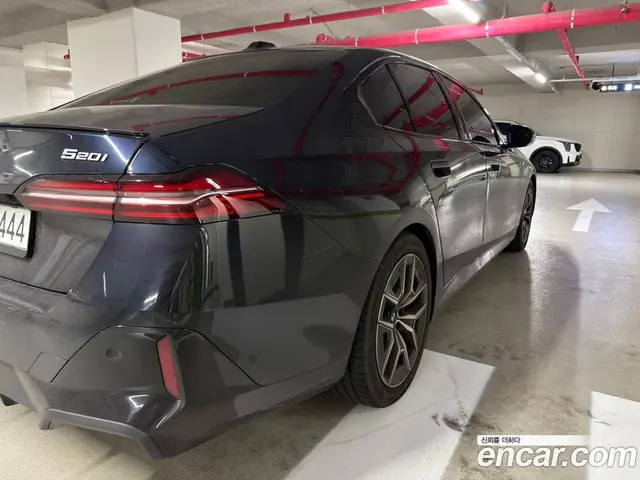 BMW 5 серия 2026 2.0 автомат (гидро), миниатюра 2