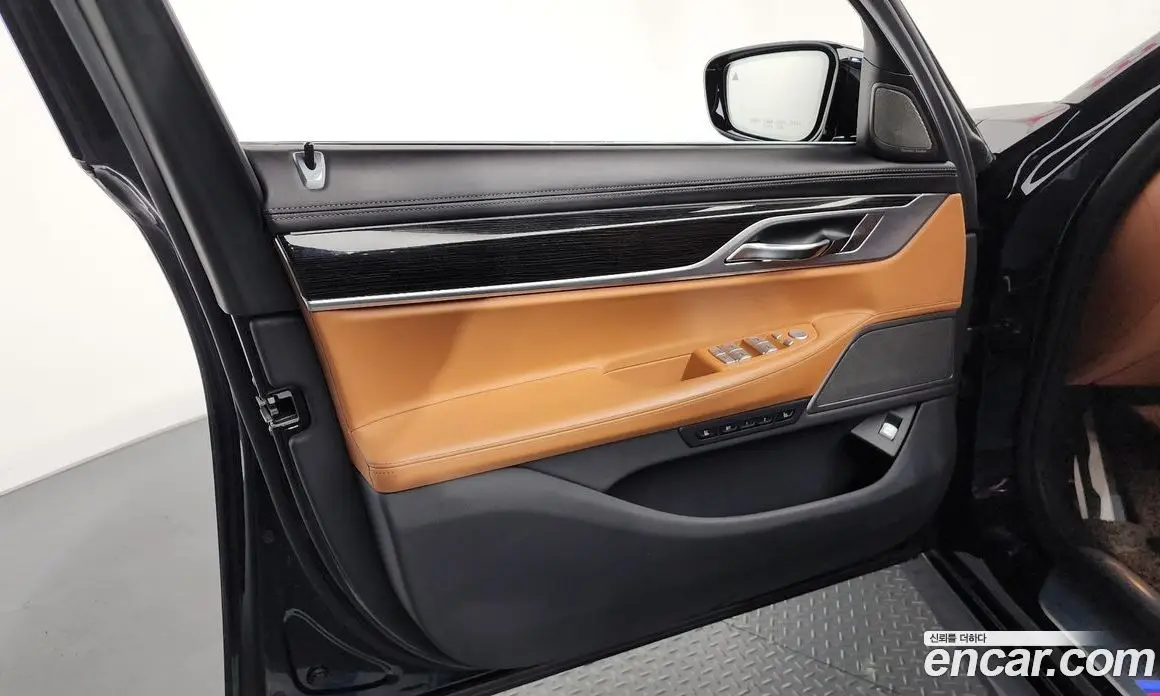 BMW 7 серия 2018 3.0 автомат (гидро), фото 14