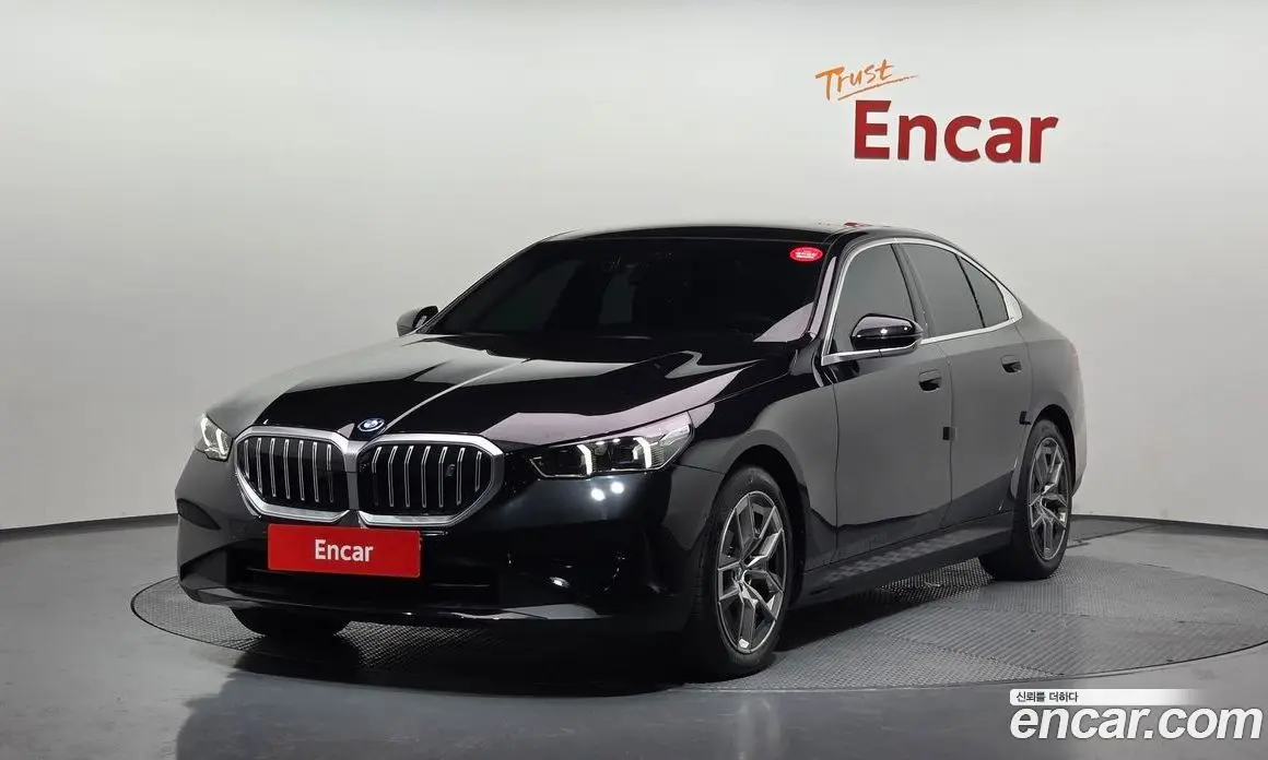 BMW i5 2025 0.2 автомат (гидро), фото 1 BMW i5 2025 0.2 автомат (гидро), фото 1
