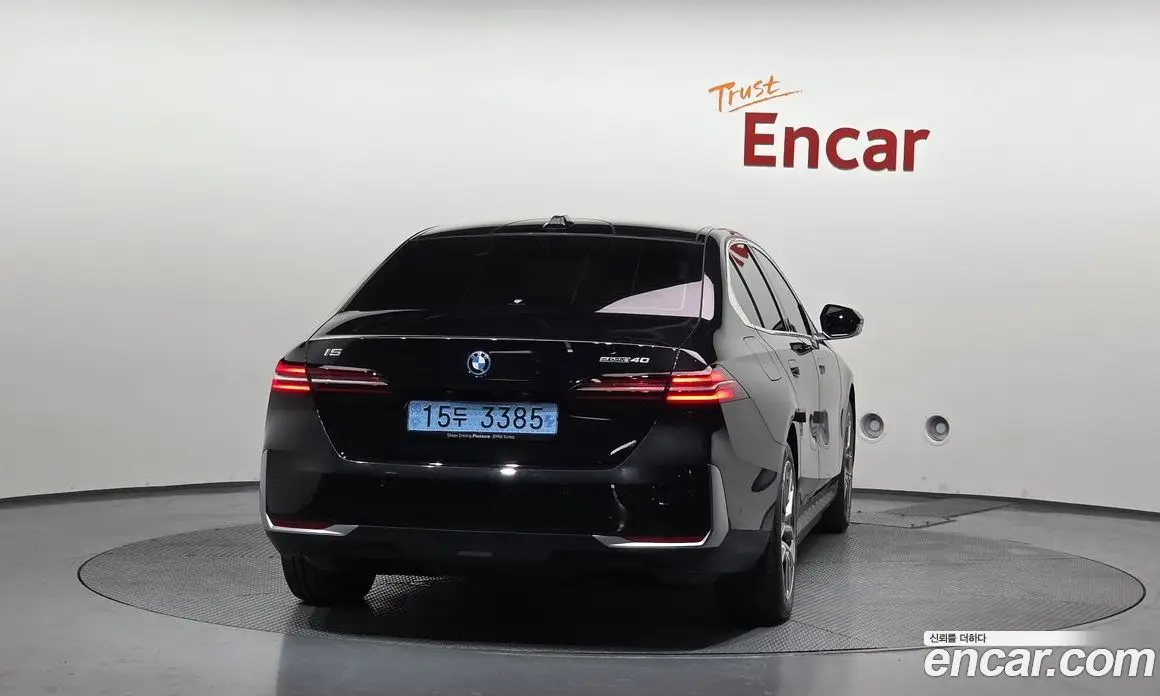 BMW i5 2025 0.2 автомат (гидро), фото 4 BMW i5 2025 0.2 автомат (гидро), фото 4