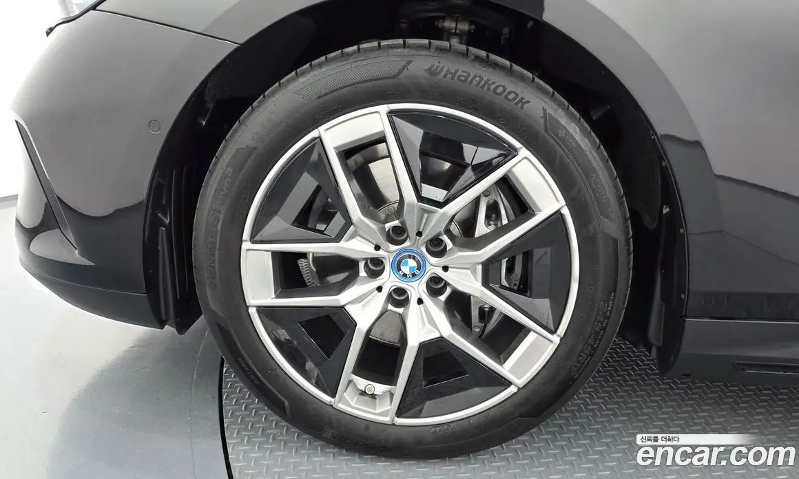 BMW i5 2025 0.2 автомат (гидро), фото 5 BMW i5 2025 0.2 автомат (гидро), фото 5