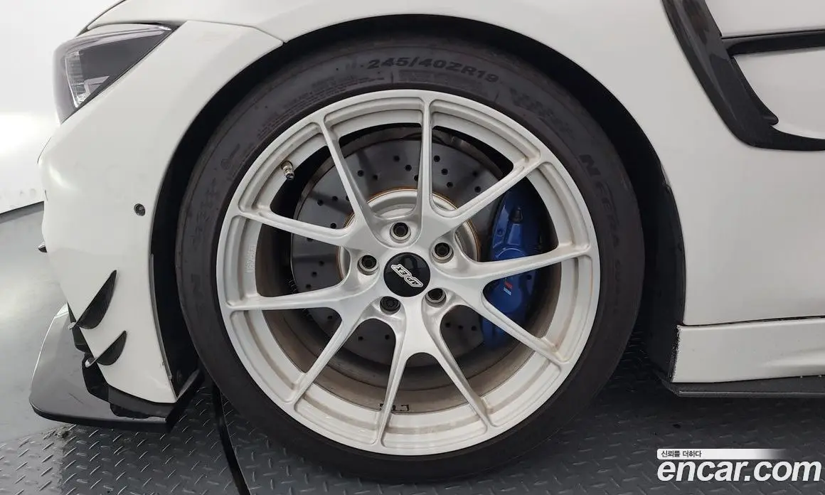 BMW M4 2016 3.0 автомат (гидро), фото 5