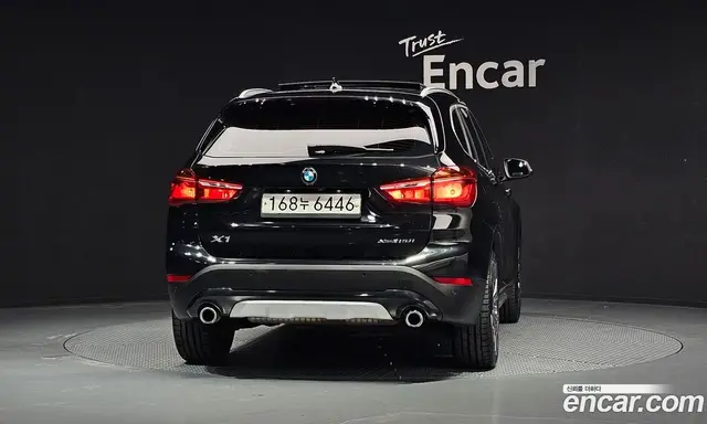 BMW X1 2022 2.0 автомат (гидро), миниатюра 4