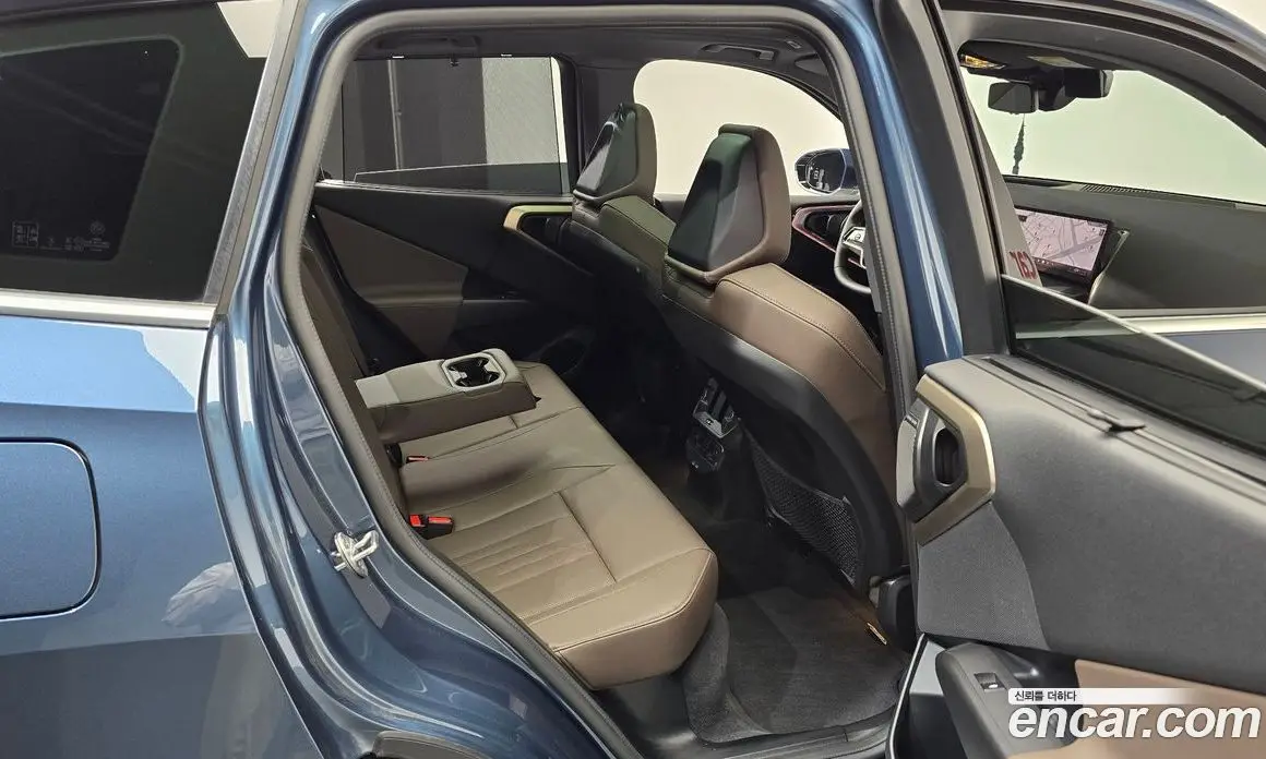 BMW X3 2025 2.0 автомат (гидро), фото 16 BMW X3 2025 2.0 автомат (гидро), фото 16