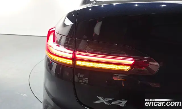 BMW X4 2021 2.0 автомат (гидро), миниатюра 9