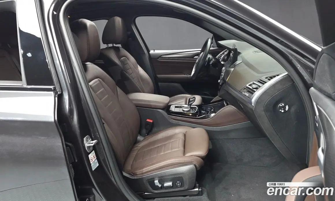BMW X4 2023 2.0 автомат (гидро), фото 17