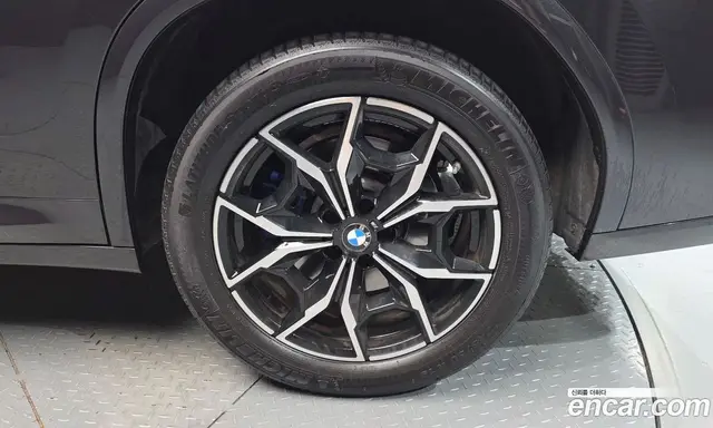 BMW X4 2023 2.0 автомат (гидро), миниатюра 5