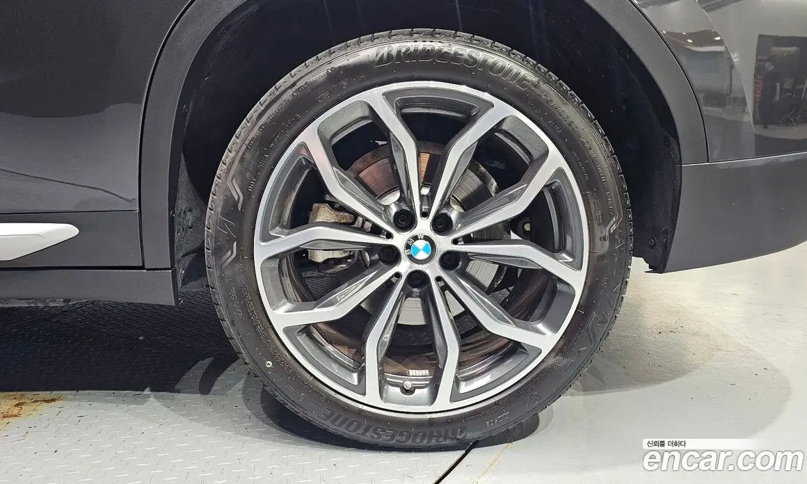 BMW X4 2024 2.0 автомат (гидро), фото 7 BMW X4 2024 2.0 автомат (гидро), фото 7