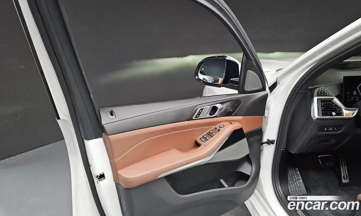 BMW X5 2025 3.0 автомат (гидро), фото 13