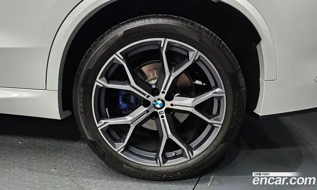 BMW X5 2025 3.0 автомат (гидро), миниатюра 6
