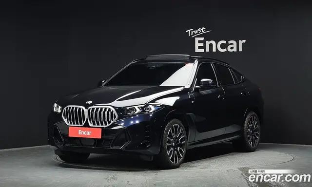 BMW X6, 2025, 8 755 км