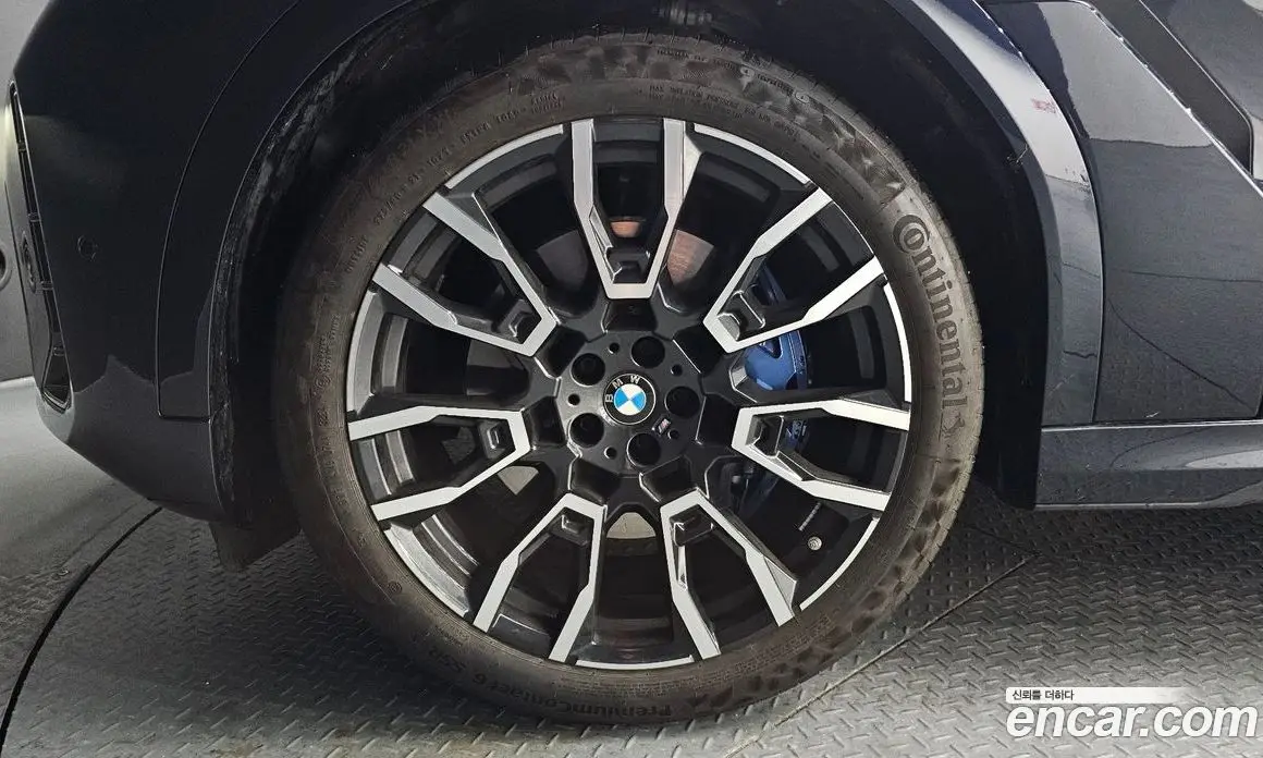 BMW X6 2025 3.0 автомат (гидро), фото 5