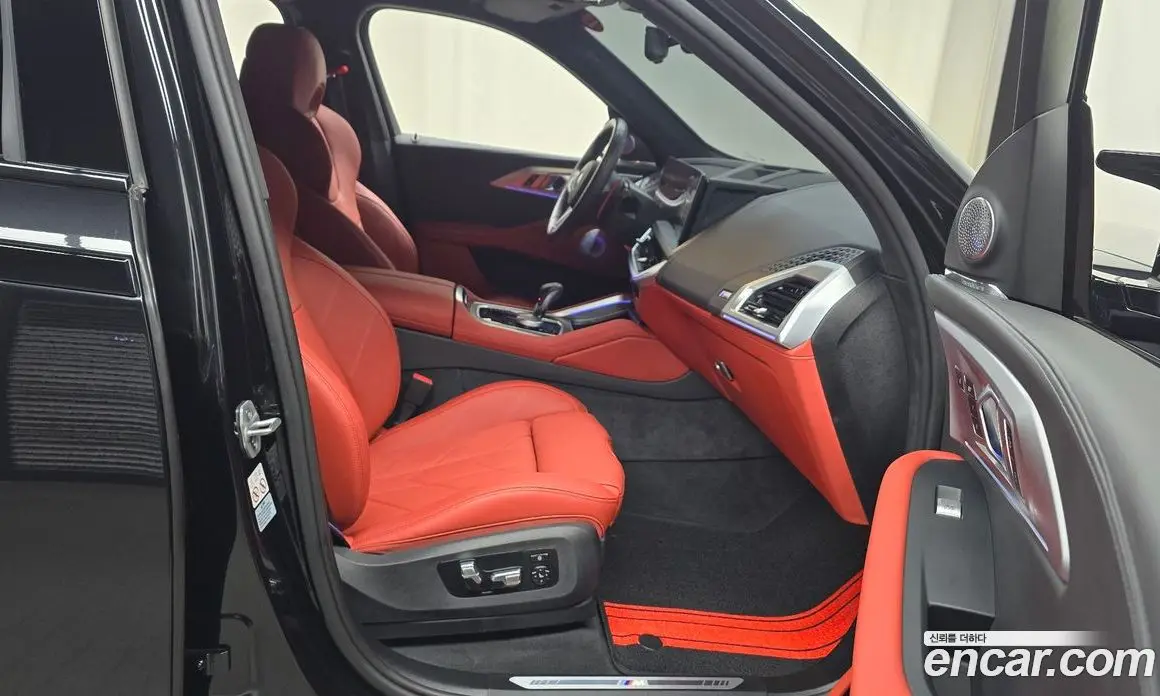 BMW XM 2024 4.4 автомат (гидро), фото 16 BMW XM 2024 4.4 автомат (гидро), фото 16