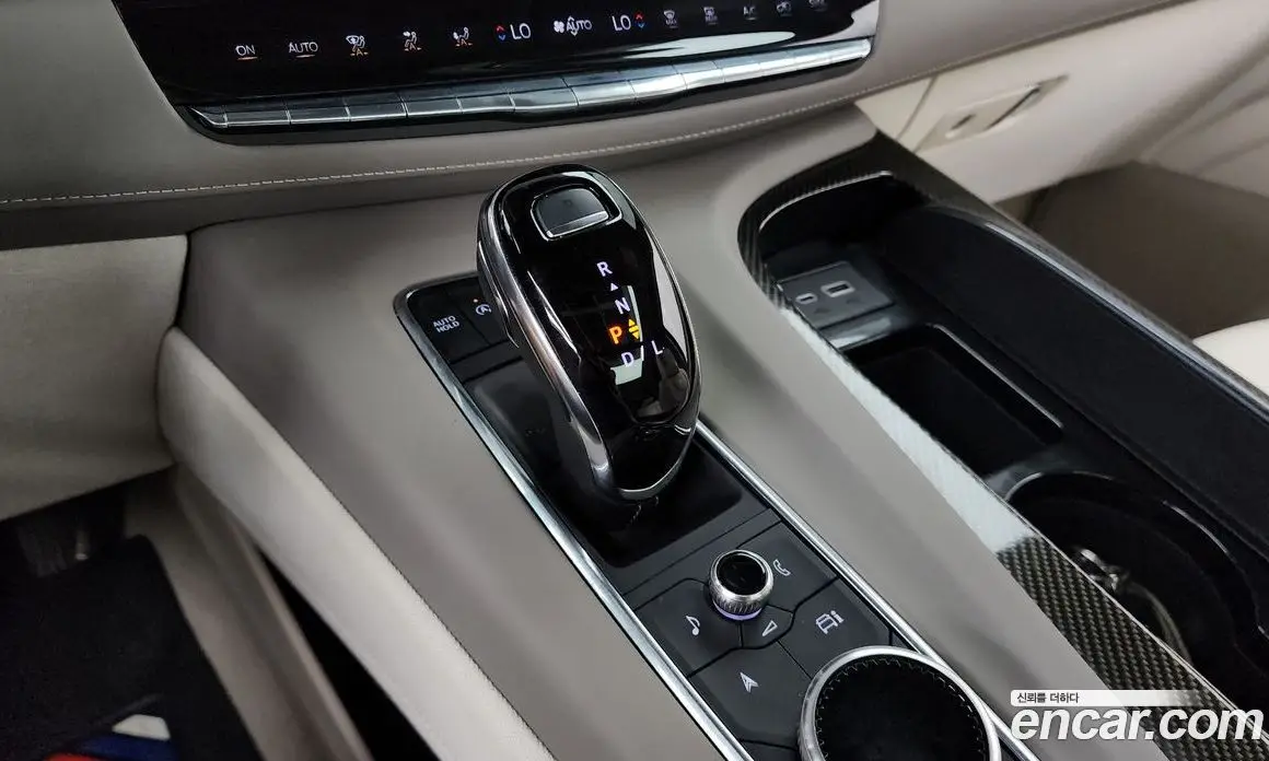 Cadillac Escalade 2023 6.2 автомат (гидро), фото 12