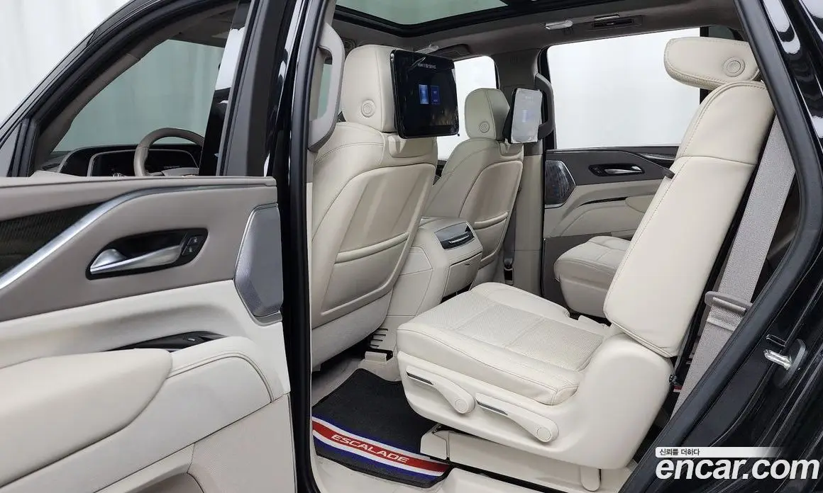 Cadillac Escalade 2023 6.2 автомат (гидро), фото 16