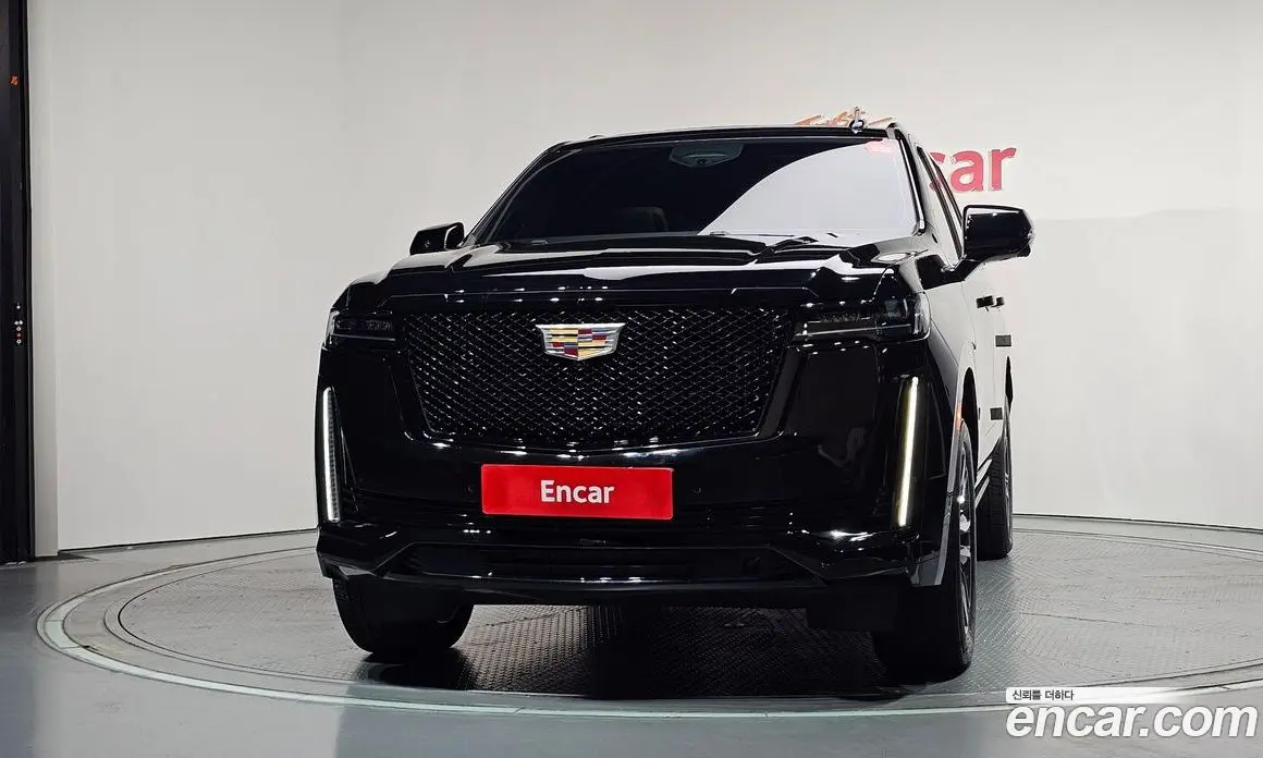 Cadillac Escalade 2023 6.2 автомат (гидро), фото 3