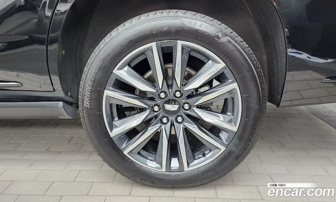 Cadillac Escalade 2023 6.2 автомат (гидро), фото 7