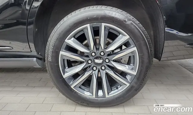 Cadillac Escalade 2023 6.2 автомат (гидро), миниатюра 7