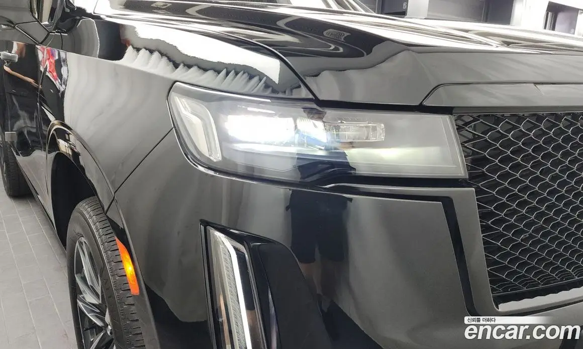 Cadillac Escalade 2023 6.2 автомат (гидро), фото 8
