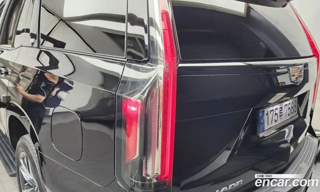 Cadillac Escalade 2023 6.2 автомат (гидро), миниатюра 9
