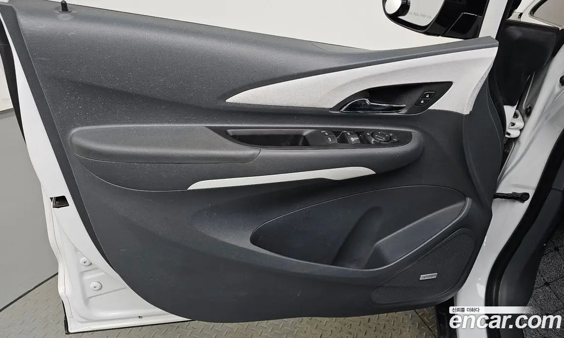 Chevrolet Bolt EV 2017 0.2 автомат (гидро), фото 13 Chevrolet Bolt EV 2017 0.2 автомат (гидро), фото 13