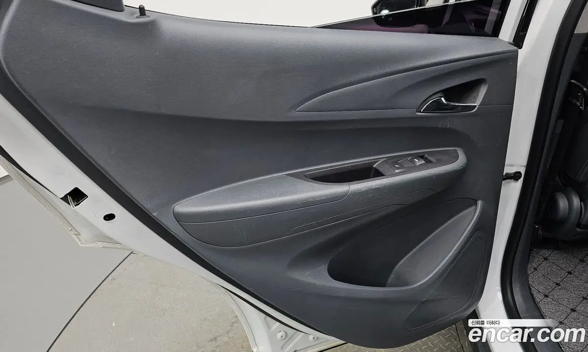 Chevrolet Bolt EV 2017 0.2 автомат (гидро), фото 14 Chevrolet Bolt EV 2017 0.2 автомат (гидро), фото 14