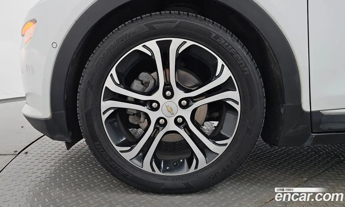 Chevrolet Bolt EV 2017 0.2 автомат (гидро), фото 4 Chevrolet Bolt EV 2017 0.2 автомат (гидро), фото 4