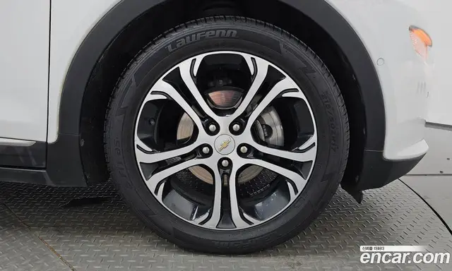 Chevrolet Bolt EV 2017 0.2 автомат (гидро), миниатюра 6 Chevrolet Bolt EV 2017 0.2 автомат (гидро), миниатюра 6