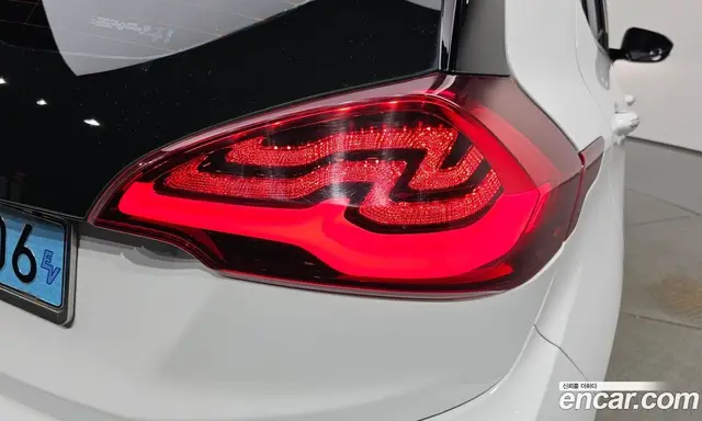 Chevrolet Bolt EV 2017 0.2 автомат (гидро), миниатюра 8 Chevrolet Bolt EV 2017 0.2 автомат (гидро), миниатюра 8