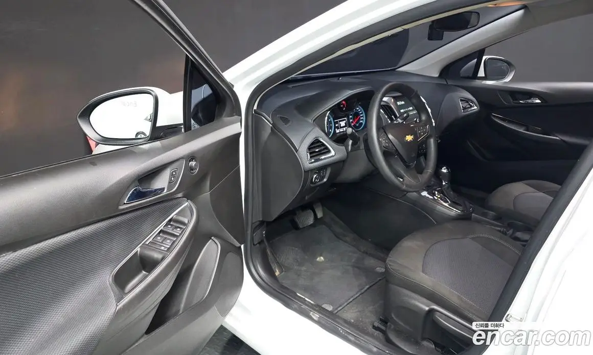Chevrolet Cruze 2017 1.4 автомат (гидро), фото 13 Chevrolet Cruze 2017 1.4 автомат (гидро), фото 13