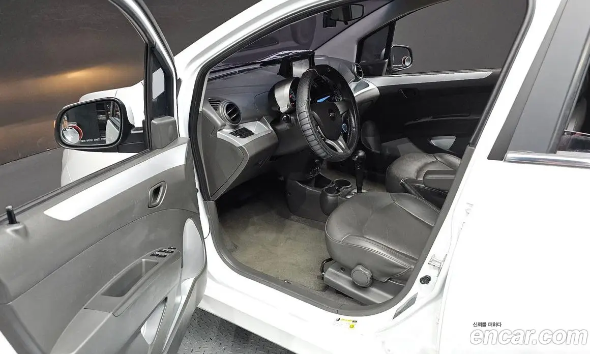 Chevrolet Spark 2013 1.0 автомат (гидро), фото 12